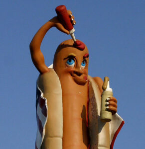 10619932_96f88efa47_baby-hot-dog