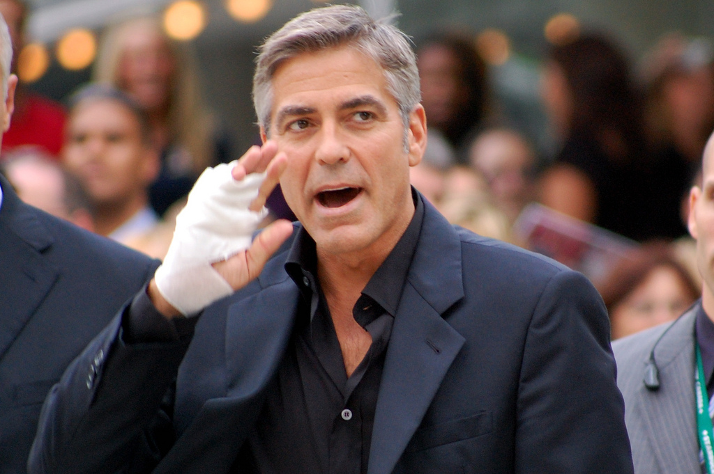 3911221742_42242a12ca_b_sad-clooney