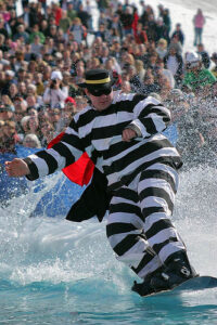 51558490_7b8eb5bf37_burglar-costume